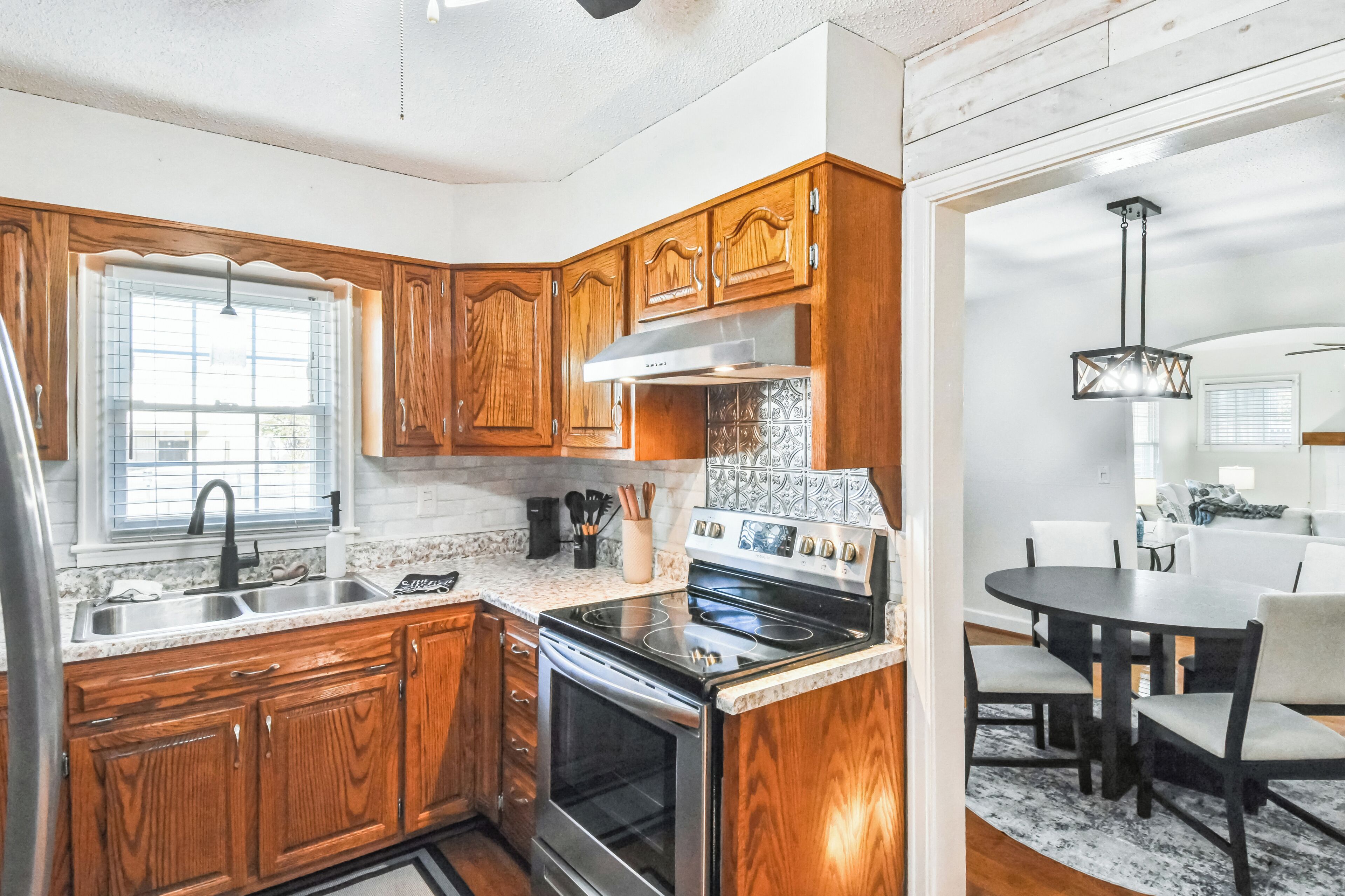 微波炉、烤箱、炉灶、洗碗机