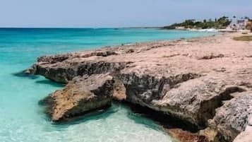 Liegestühle, Strandtücher