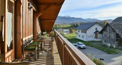 Apartment "Gîte Yveco" with Mountain View, Balcony and Wi-Fi