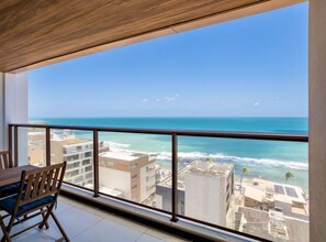 Balcony / Terrace - Enjoy your stay steps from Farol da Barra (Salvador)