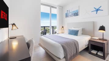 3 camere, una cassaforte in camera, una scrivania, ferro/asse da stiro