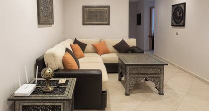 Bel et spacieux appartement de 3 chambres et salon Ă louer