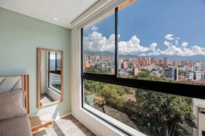 Interior - lEPl Nice Apt w/Pool, Good Zone, Bbq & Balcony (Medellín)