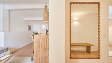 Classic Apartment, Patio, Courtyard View