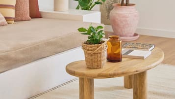 Appartement Supérieur, patio, vue piscine | Wi-Fi gratuit