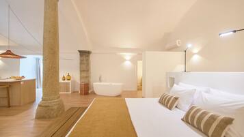 Superior Apartment, Patio, Pool View