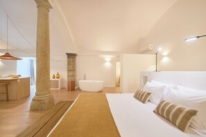 Superior Apartment, Patio, Pool View