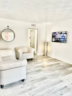 Interior - Urban Comfortable Cozy Living (Dallas)