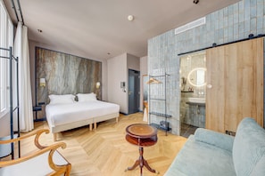 Suite | Coffres-forts dans les chambres, bureau, rideaux occultants