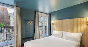 Comfort Double Room, Balcony | In-room safe, desk, blackout curtains, iron/ironing board - HOTEL MAAT BATIGNOLLES (Paris)