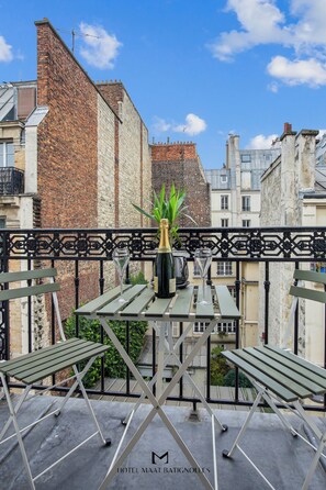 Habitación doble Confort, balcón | Balcón