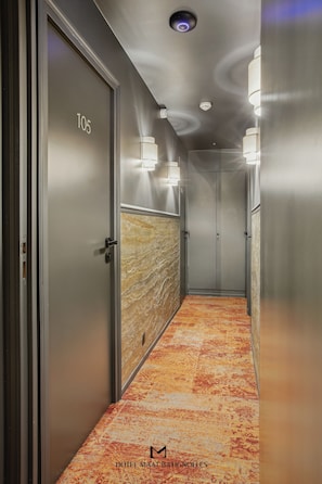 Lobby - HOTEL MAAT BATIGNOLLES (Paris)