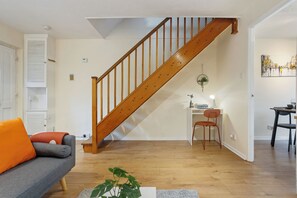 تلفزيون ذكي، كُتُب