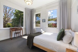 3 عدّة غرف نوم ومكتب ومكواة/لوح كي وواي فاي