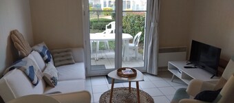 Cottage-Dives sur Mer-5min from the beach-heated pool-4/5 pers