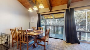 Dining - NEW! Chateau Blanc #2 3-Bedroom Condo with Pool and Mountain view - Pets Allowed (Mammoth Lakes)