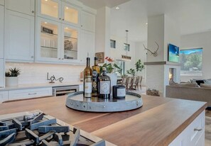 Interior - Renovated Farmhouse in Park City with 360-Degree Mountain Views (Park City)