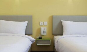 Room - Amaris Hotel Pettarani - Makassar (Panakkukang)