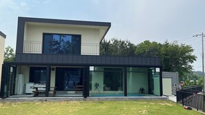 Exterior - Sea & You pool villa pension (Taean)