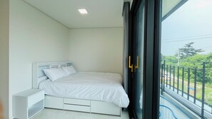 Family Duplex, Sea View (Adjustment Fee for Warm Water 50,000 KRW | Hot Water 70,000 KRW) | Wi-fi percuma 