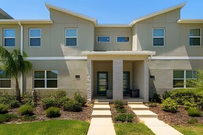 Exterior - ChampionsGate 4BR w/ Pool, Themes, Near Disney (Davenport)