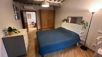 1 camera, Wi-Fi, lenzuola