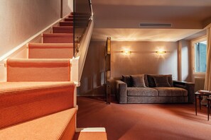 Luksussuite, tekjøkken | Oppholdsområde