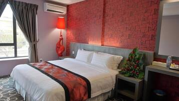 Deluxe Double Room | Seterika/papan seterika, Wi-fi percuma