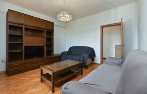 TV - Holiday apartment with air conditioning (Muntić)