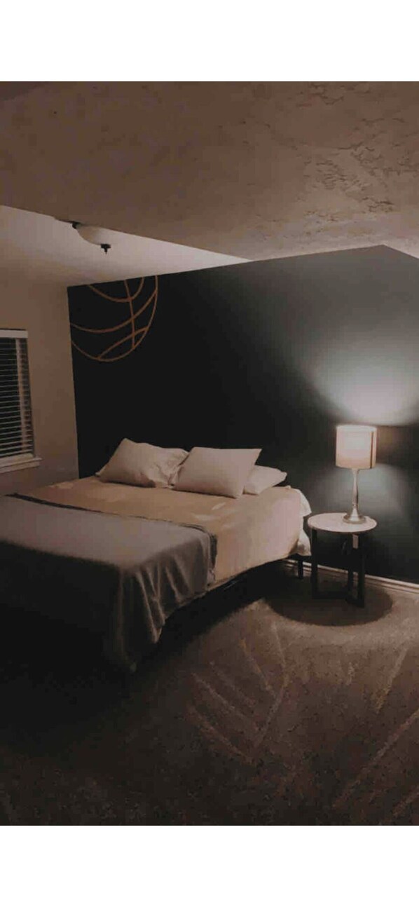 3 bedrooms, WiFi - 3-bedroom Basement with private entry in fantastic Draper UT. (Draper)