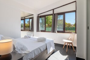 1 dormitorio y ropa de cama