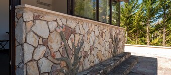 Room 'Altavilla 3' with Shared Garden and Air Conditioning