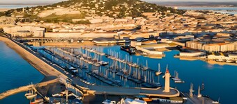 Boat “Navire Amadeus” with Wi-Fi in Sète