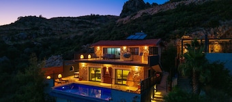 Villa Elvin in Slamlar K y