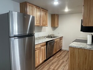 Mikrowelle, Ofen, Herdplatte, GeschirrspĂŒler