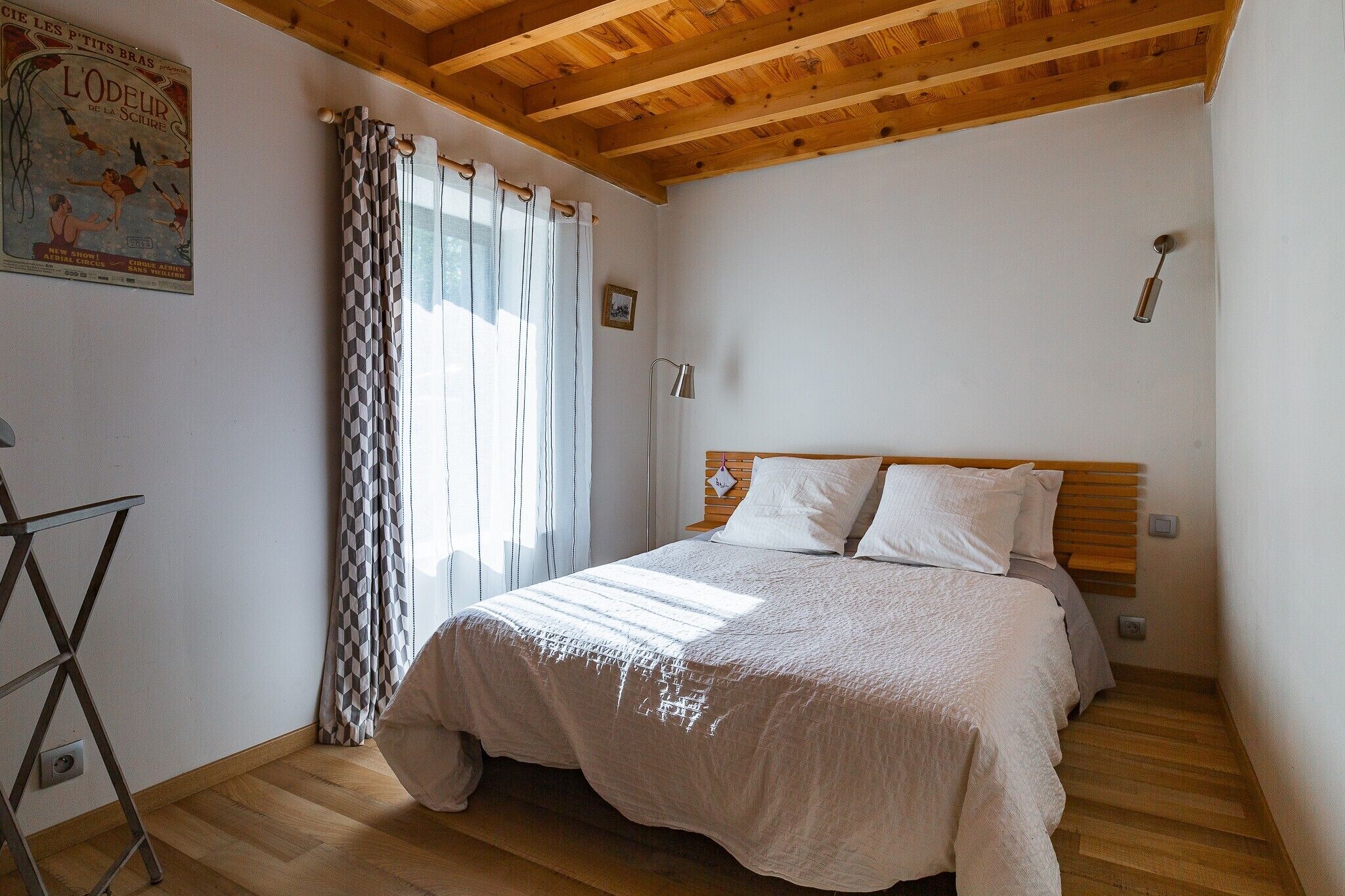 2 chambres, fer et planche à repasser, draps fournis