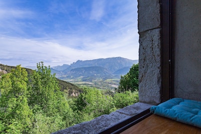 Holiday Home 'La Grange Du Vieux Village' with Mountain View