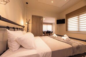 Iron/ironing board, free WiFi - Nestel Near Athens Airport (Spata-Artemida)