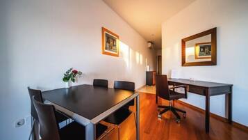 Nôi/giường cho trẻ sơ sinh