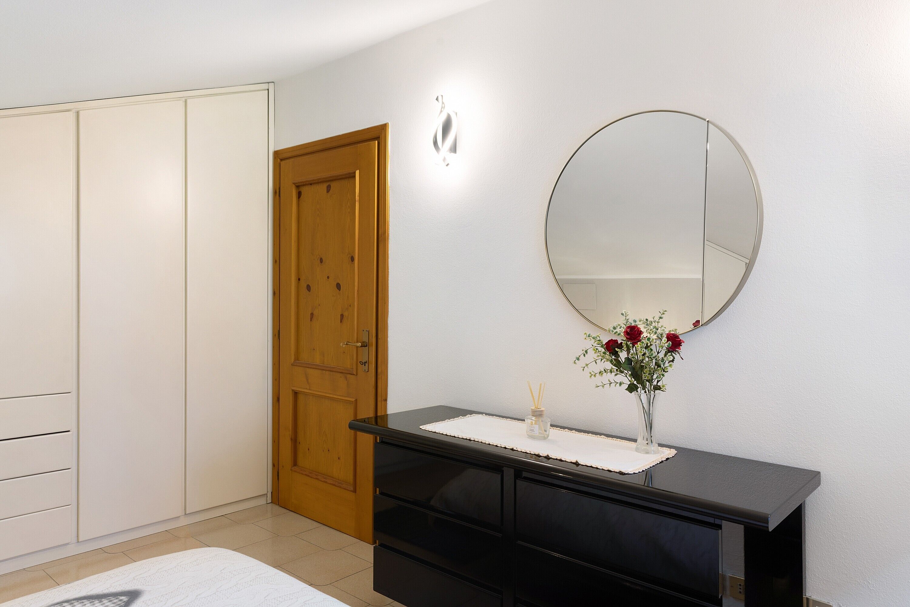 Bureau, draps fournis