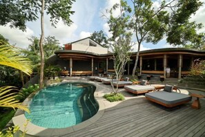 Outdoor pool - Damara Village Ubud by Alaya Private Estate (Bali)
