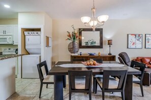 غرفة لتناول الطعام