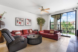 Living area - Elegant Condo in High-End Resort Community with Pool and Beach Club Access (Sardinal)