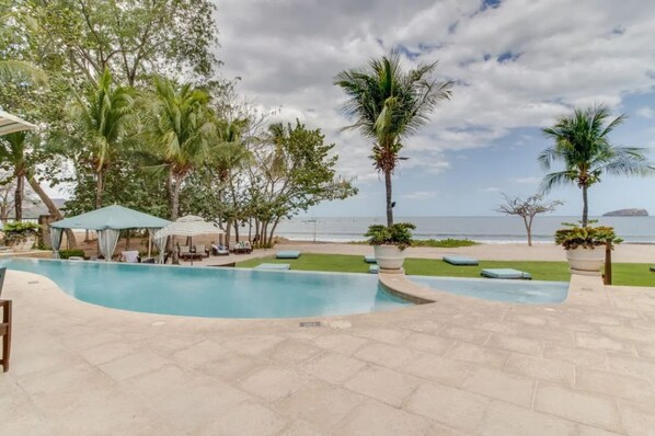 Vista a la playa o el mar