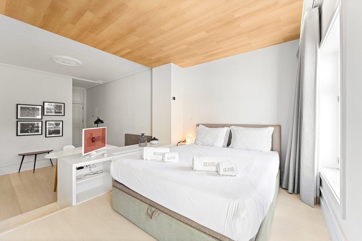 Iron/ironing board, internet, bed sheets