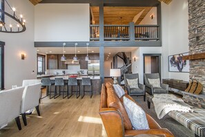 Smart TV, fireplace, stereo - Ski-in/Ski-out Home with Private Hot Tub, Mtn Views and Fireplace! (Big Sky)