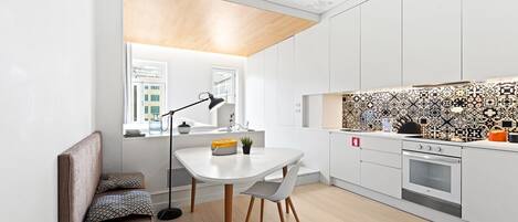 Fridge, microwave, oven, dishwasher