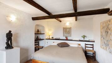 3 多间卧室、床单