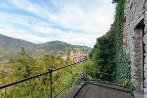 Property grounds - BODYnSOUL – A Panoramic Retreat (Bajardo)
