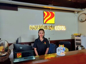 Reception - Hotel Nam Song Hau (Ninh Kieu)